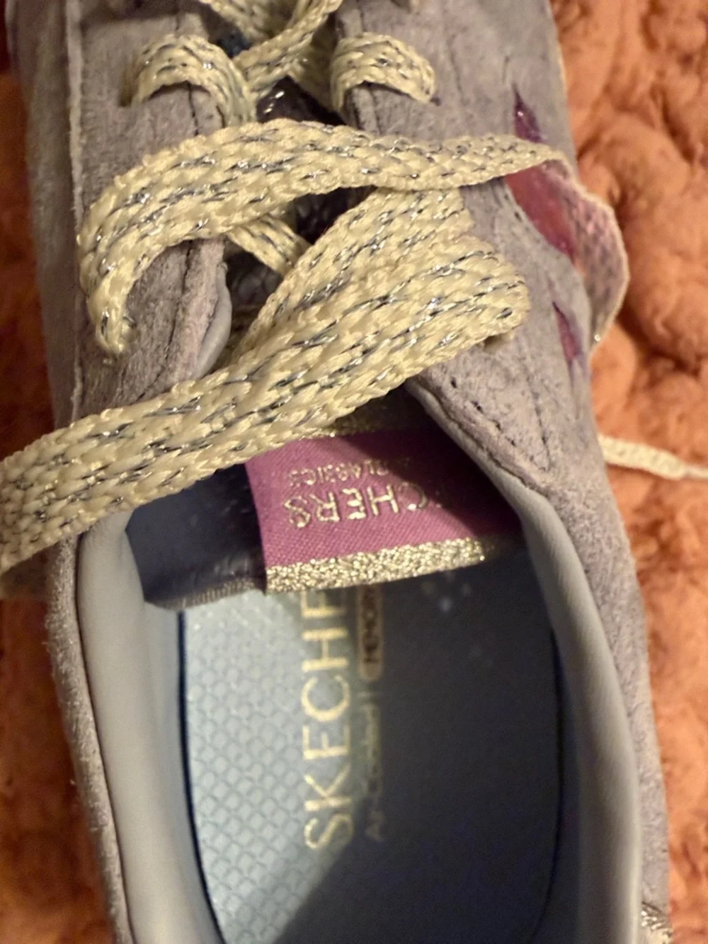 Skechers Lavender Suede Sneakers with Pink Star Accent/New without tag